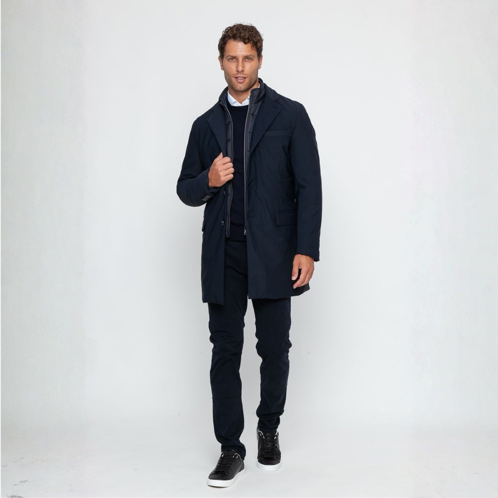 Cappotto con firma blu 1981