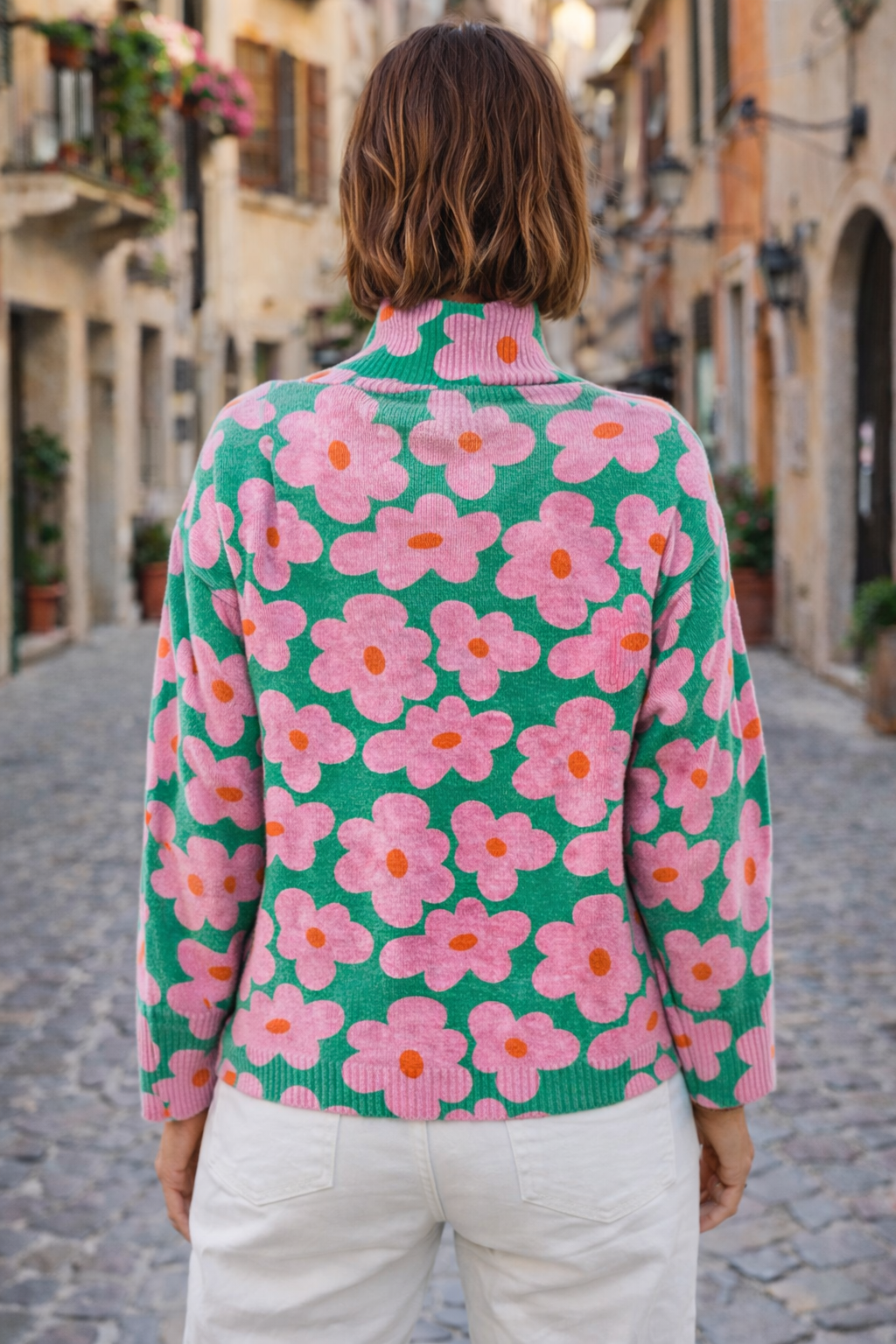 Alessia™ | Maglione floreale con collo alto